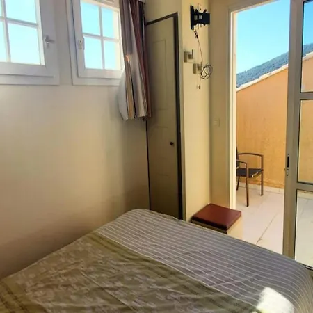 For 7 People Apartment Saint-Raphael (Var)